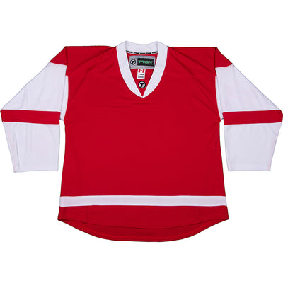 Knitting a Red Wings Hockey Jersey